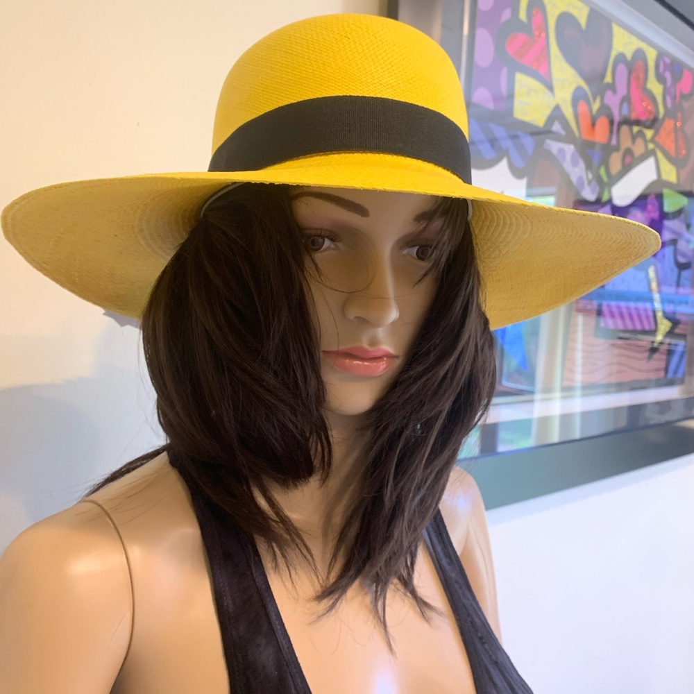 Ultrafino Yellow Hat